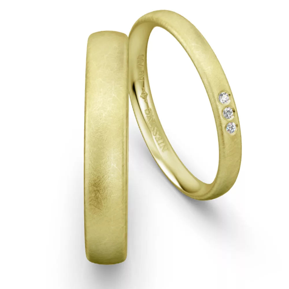 Classic Yellow Gold Wedding Ring NIESSING SPRING GREEN