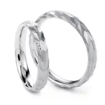 Modern fehérarany karikagyűrű NIESSING LEAF