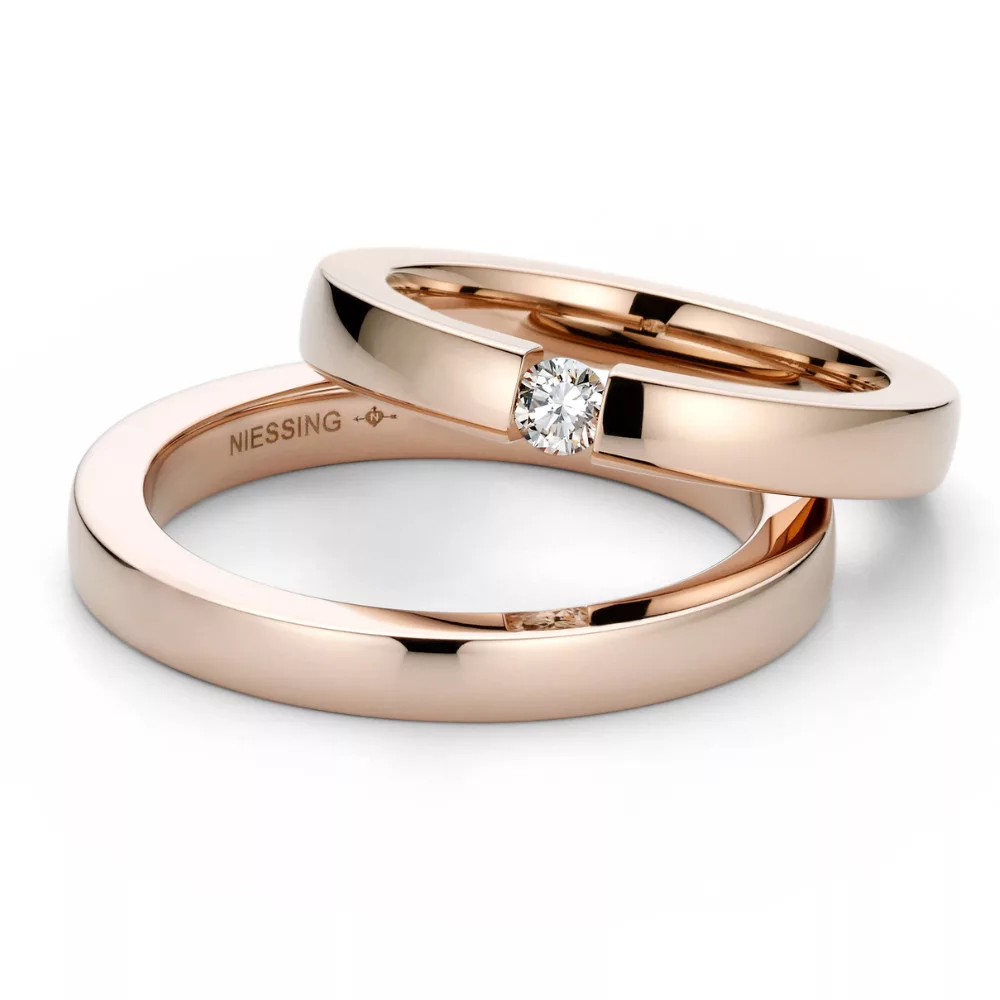 Modern White Gold Wedding Ring NIESSING BALANCE
