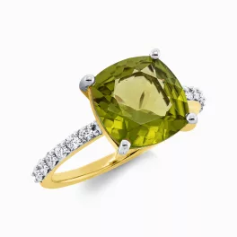 Yellowgold Peridot Ring