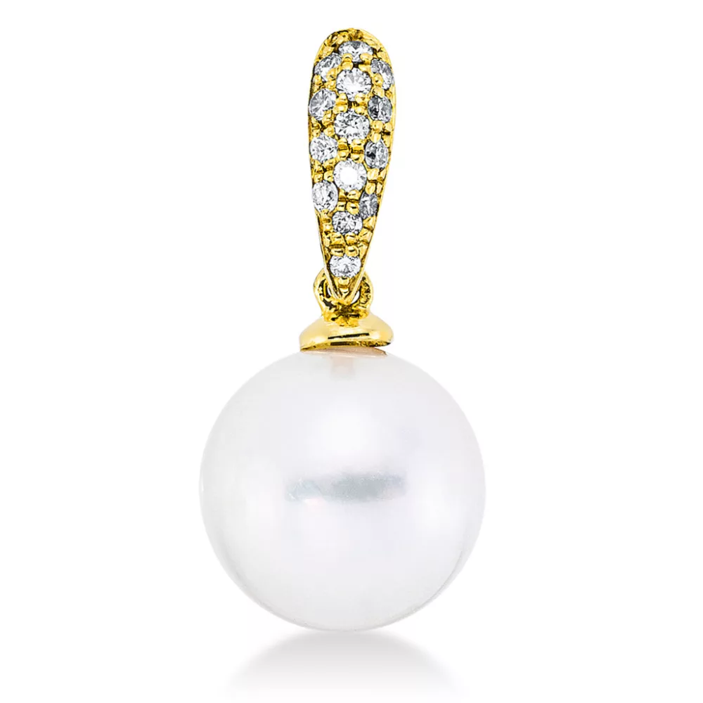 Yellowgold Diamond Pendant