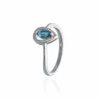 White Gold  Topaz Ring