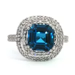 White Gold Topaz Ring