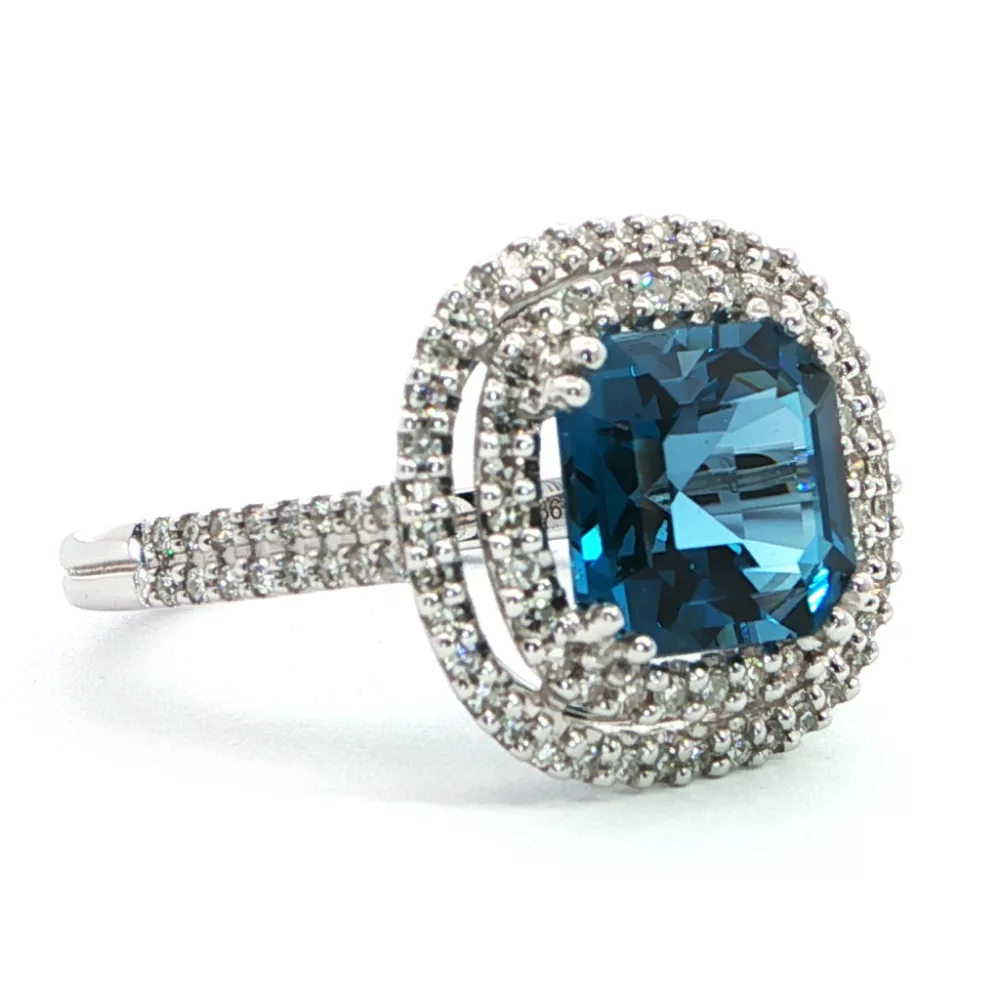 White Gold Topaz Ring