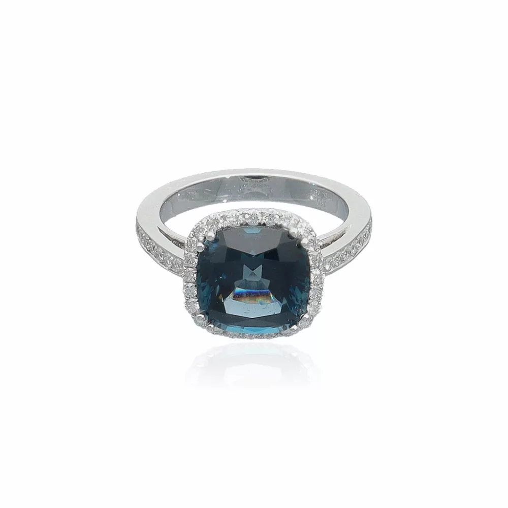 White Gold  Topaz Ring