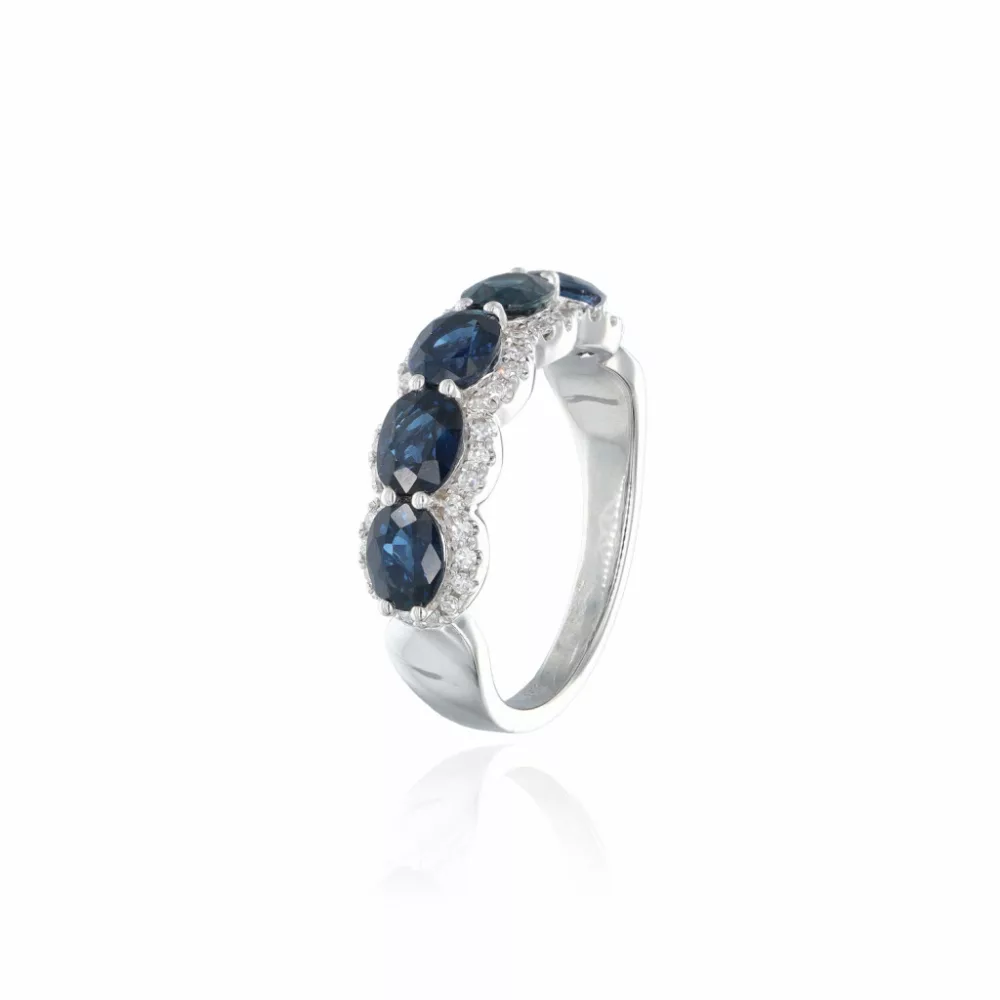 White Gold  Sapphire Ring