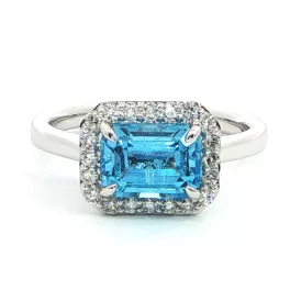 White Gold Topaz Ring
