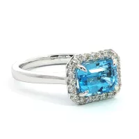 White Gold Topaz Ring