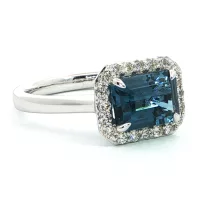 White Gold Topaz Ring