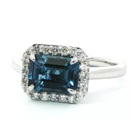 White Gold Topaz Ring