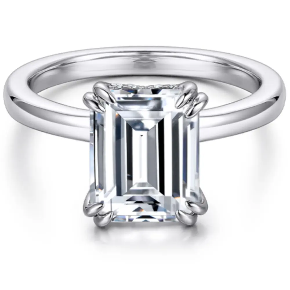 Emerald csiszolású gyémánt eljegyzési gyűrű – időtlen elegancia és letisztult ragyogás