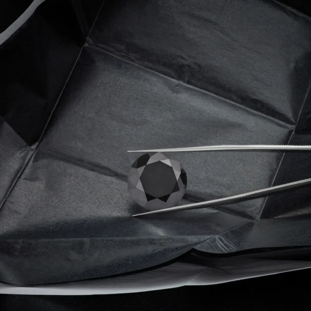 Miért fekete a fekete gyémánt?