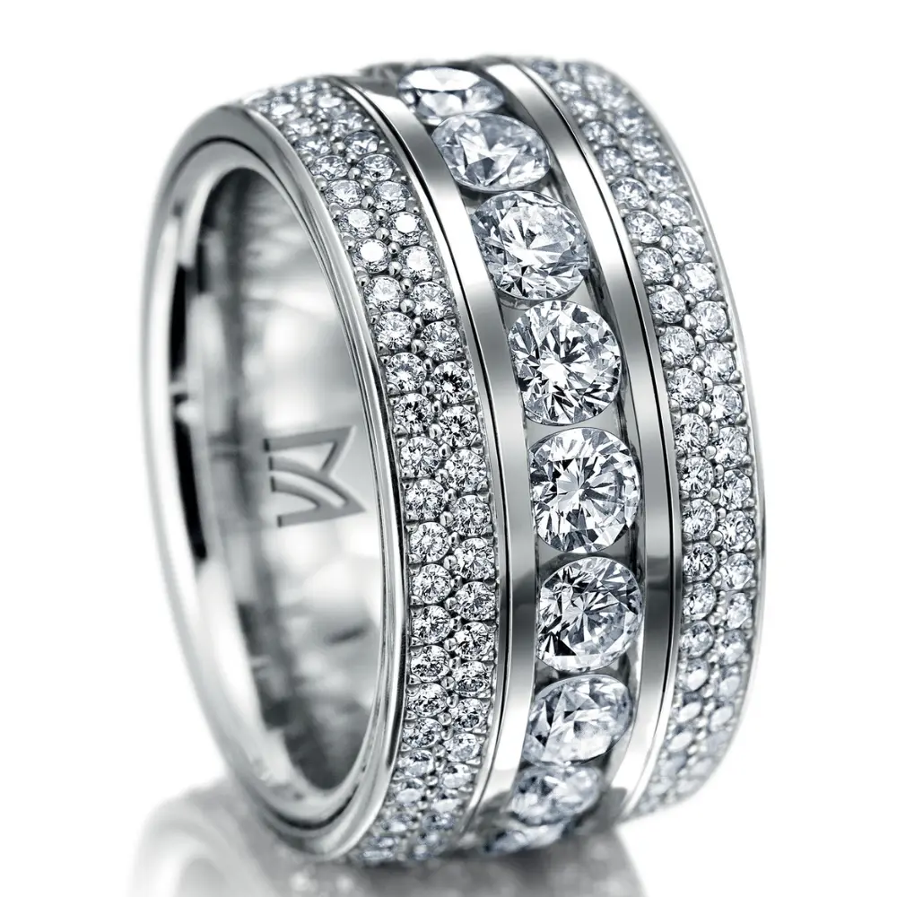 Meister Girello forgó gyémánt gyűrű: valódi műalkotás